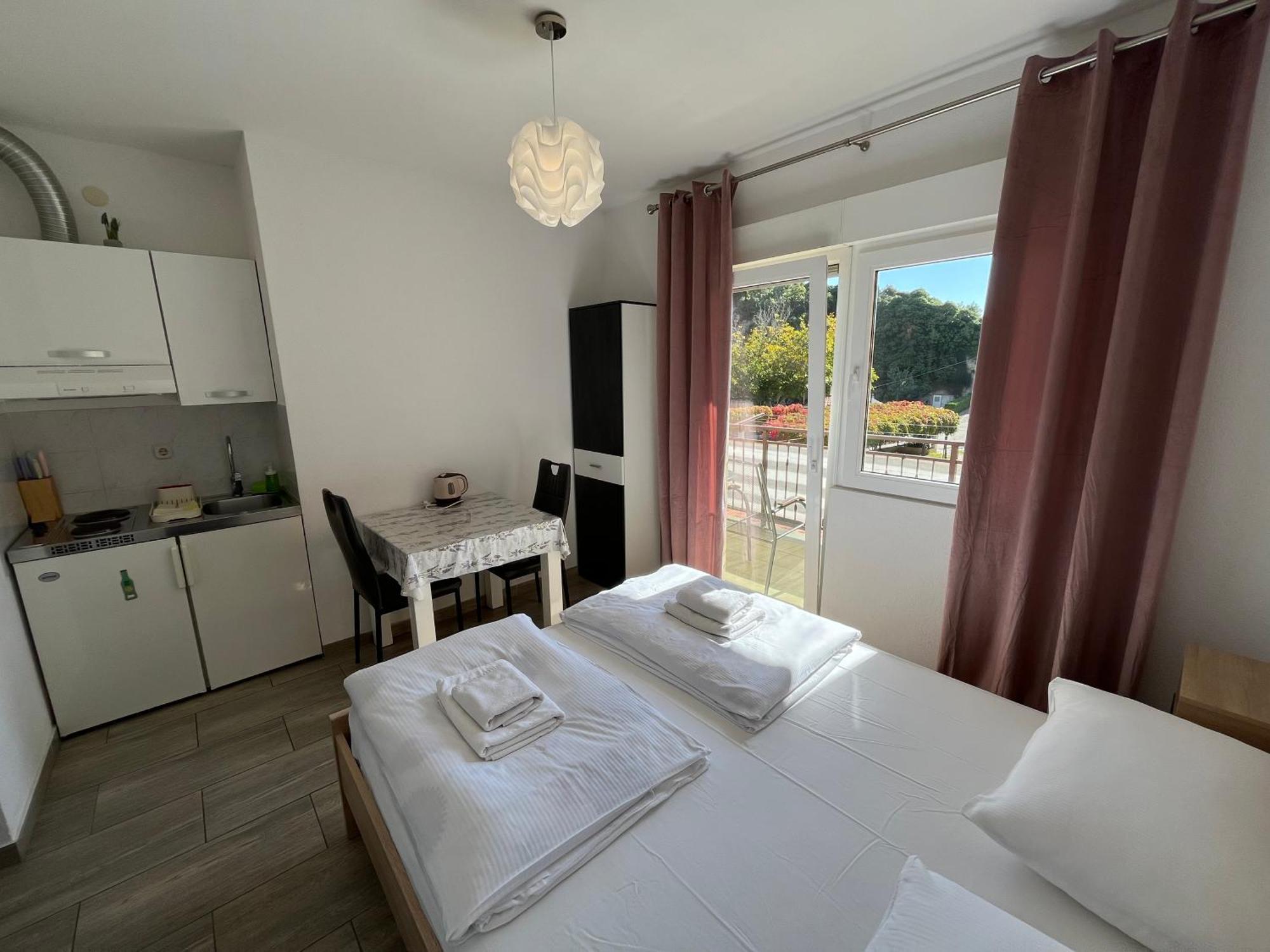 Apartmani Lisicina Omiš Exterior foto