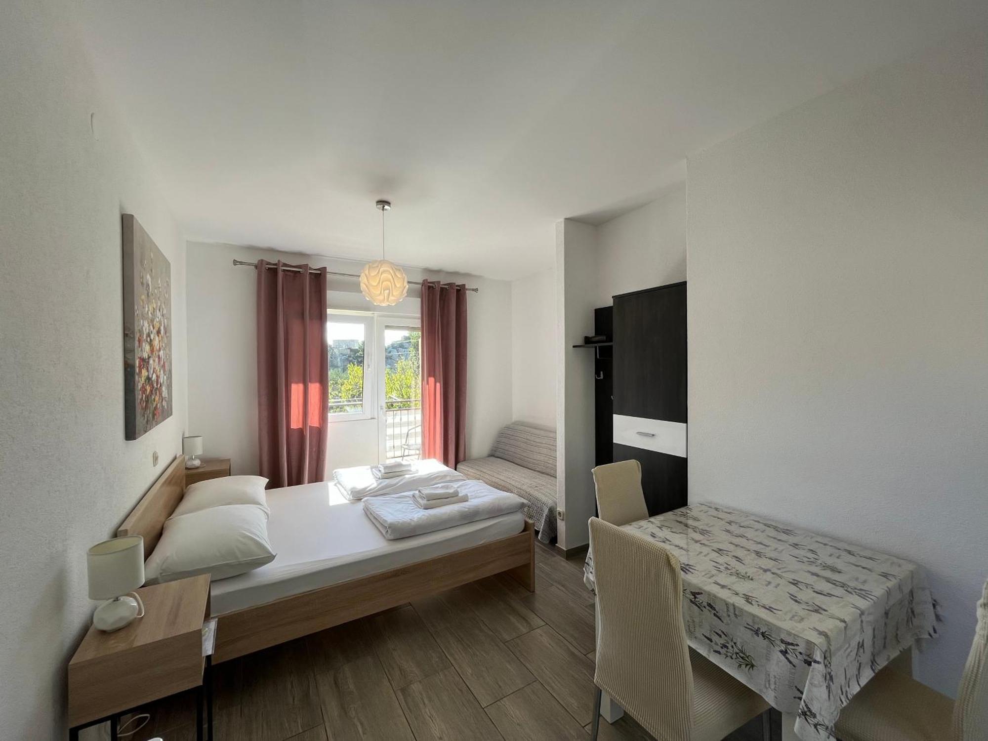 Apartmani Lisicina Omiš Exterior foto